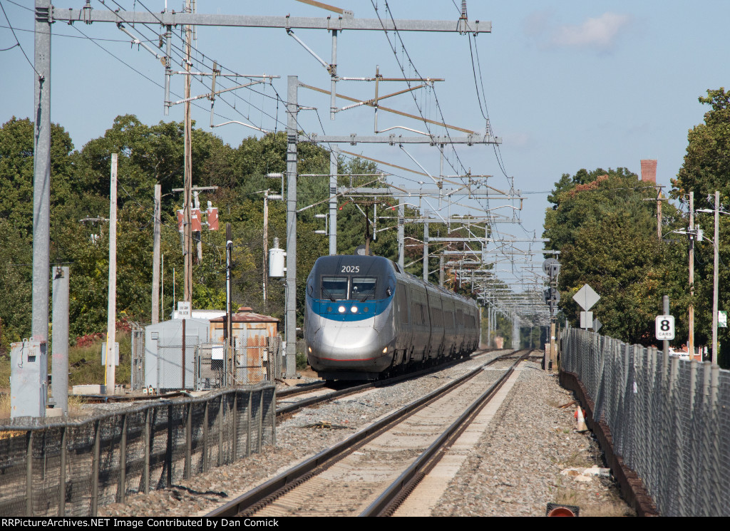 AMTK 2025 Leads Acela #2167 at Mansfield MA